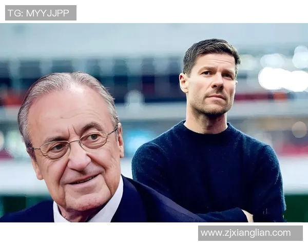 足球明星意外失误瞬间曝光引发球迷热议与讨论